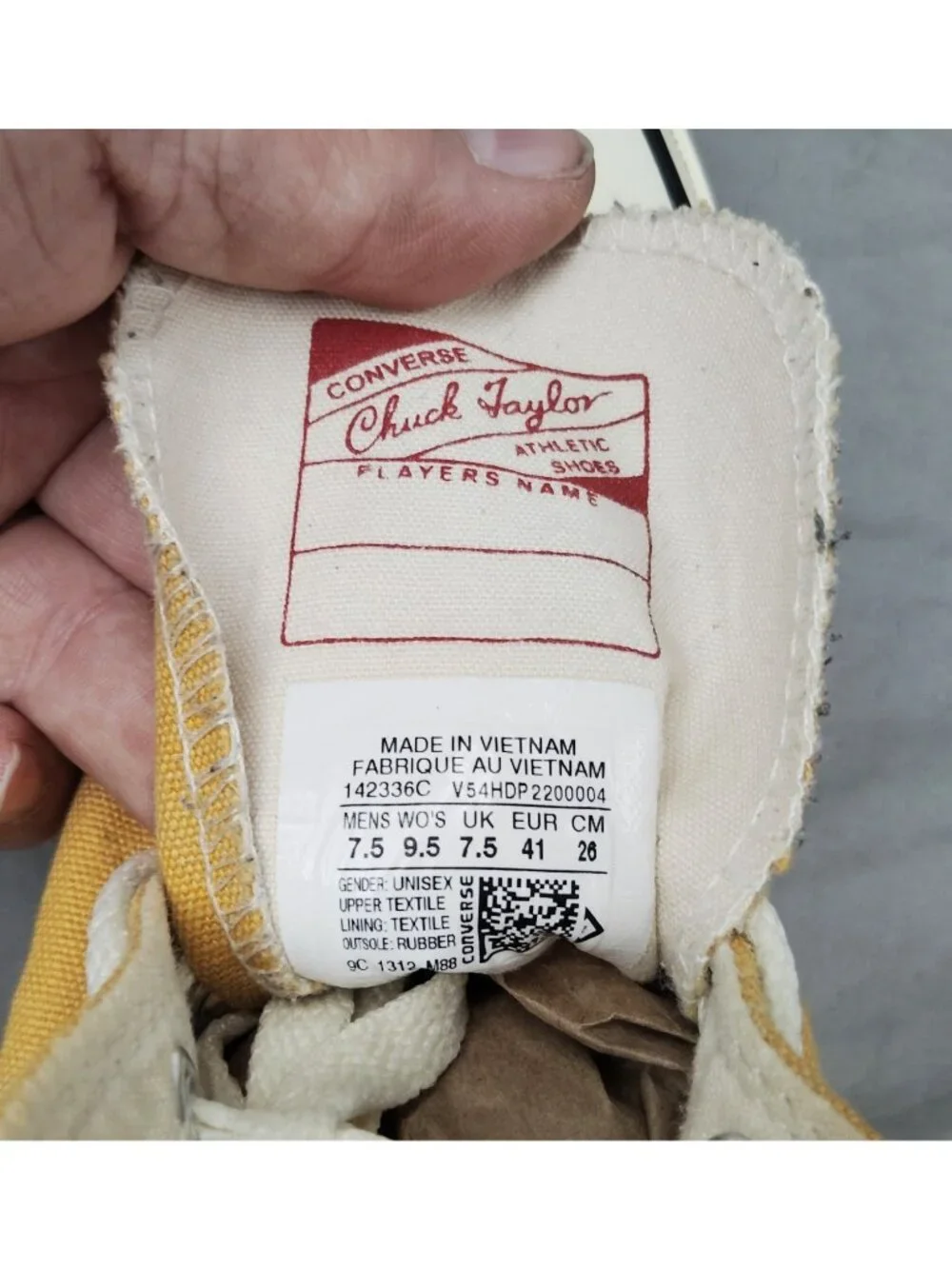 Converse Chuck 70 142336C Sunflower Yellow High Top Mens 7.5 Womens 9.5